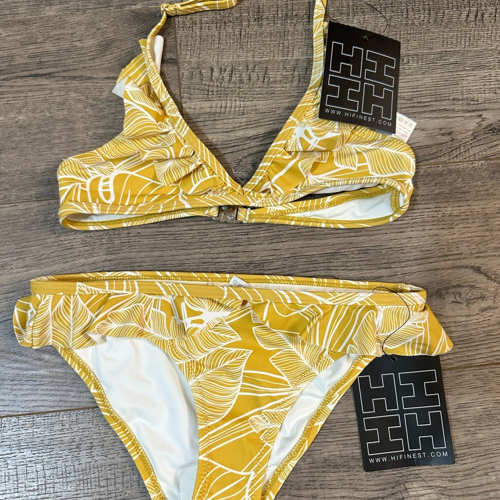 Hawaii’s Finest Girls Swimsuit size Medium brand new with tags